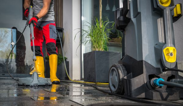 Commercial Pressure Cleaning in Monroe Township